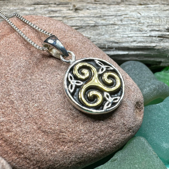 Sorcha Spiral Necklace 16