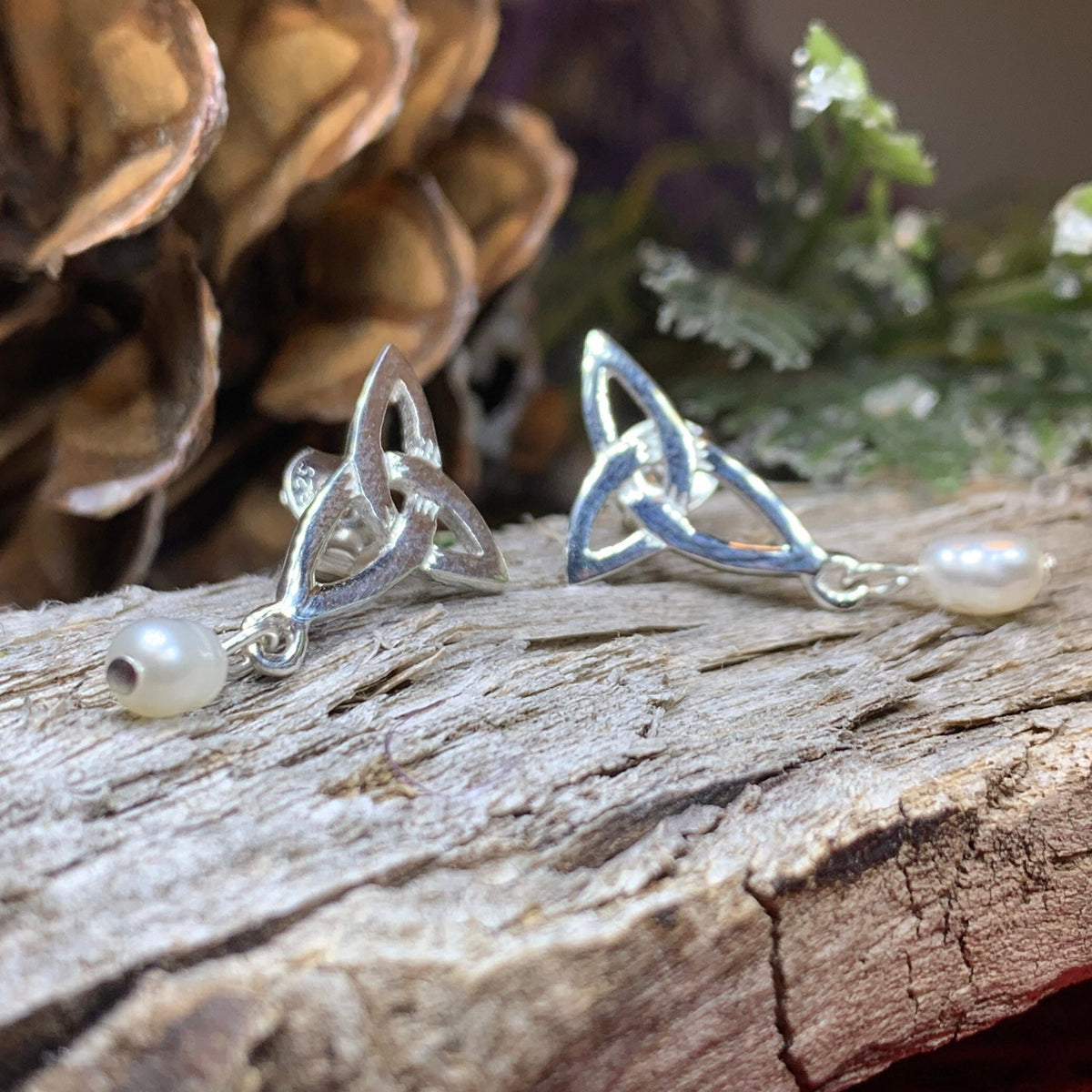 Celtic knot 2025 dangle earrings