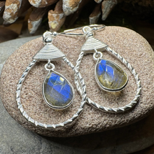 Load image into Gallery viewer, Delyth Celtic Earrings
