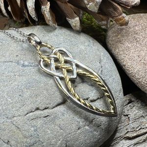 Seadream Celtic Knot Necklace