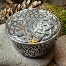 Load image into Gallery viewer, Round Celtic Trinket Box
