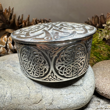 Load image into Gallery viewer, Round Celtic Trinket Box
