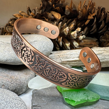 Load image into Gallery viewer, Pictish Copper Cuff Bracelet
