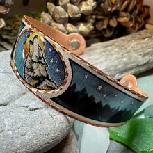 Load image into Gallery viewer, Starry Night Wolf Copper Cuff Bracelet
