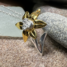 Load image into Gallery viewer, Golden Welsh Daffodil Necklace
