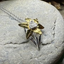 Load image into Gallery viewer, Golden Welsh Daffodil Necklace
