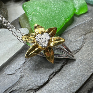 Golden Welsh Daffodil Necklace