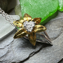 Load image into Gallery viewer, Golden Welsh Daffodil Necklace
