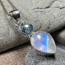 Load image into Gallery viewer, Celtic Morning Moonstone Necklace
