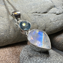 Load image into Gallery viewer, Celtic Morning Moonstone Necklace
