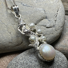 Load image into Gallery viewer, Marica Pearl Mermaid Necklace
