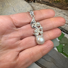 Load image into Gallery viewer, Marica Pearl Mermaid Necklace
