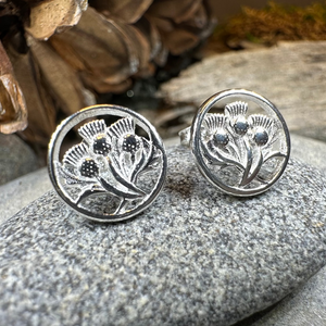 Dolina Thistle Stud Earrings