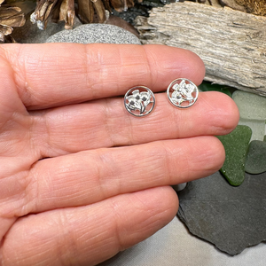 Dolina Thistle Stud Earrings