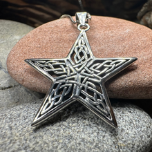 Load image into Gallery viewer, Constella Celtic Star Necklace
