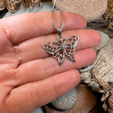 Load image into Gallery viewer, Lovely Butterfly Necklace
