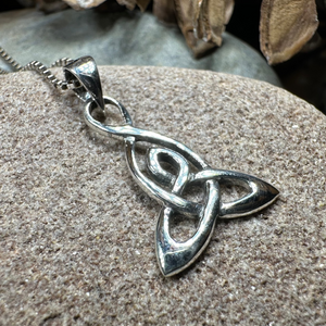 Mother's Knot Necklace