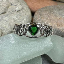 Load image into Gallery viewer, Amore Celtic Heart Ring
