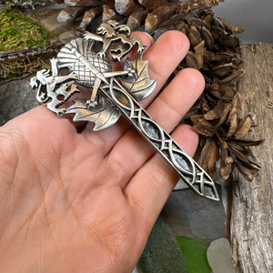 Rampant Lion Sword Kilt Pin