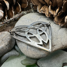 Load image into Gallery viewer, Everheart Celtic Heart Brooch
