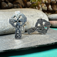 Load image into Gallery viewer, Celtic Cross Cuff Links
