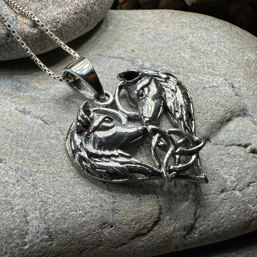 Wolf Lovers Necklace