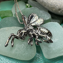 Load image into Gallery viewer, Cordelia Bee Necklace
