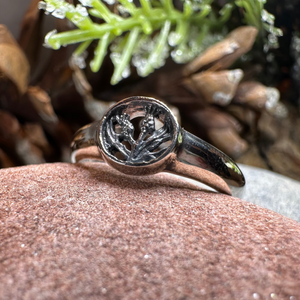 Nahla Petite Thistle Ring