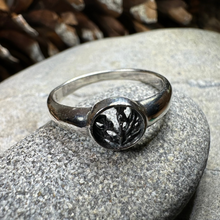 Load image into Gallery viewer, Nahla Petite Thistle Ring
