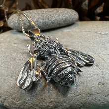 Load image into Gallery viewer, Bethany Realistic Bee Necklace
