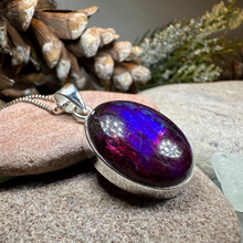 Load image into Gallery viewer, Purple Midnight Labradorite Necklace
