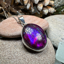 Load image into Gallery viewer, Purple Midnight Labradorite Necklace
