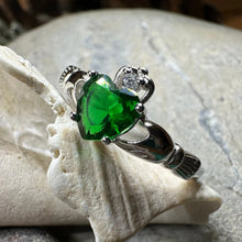 Load image into Gallery viewer, Emerald Green Claddagh Ring
