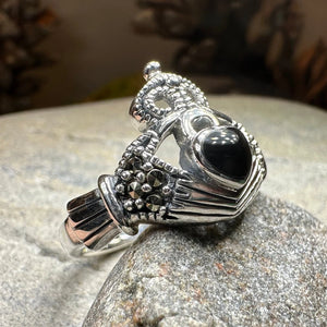 True Bond Onyx Claddagh Ring