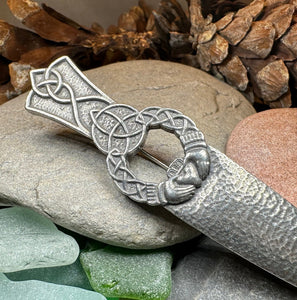 Irish Kilt Pin, Celtic Knot Pin, Claddagh Kilt Pin, Harp Jewelry, Celtic Kilt Pin, Irish Dancer Gift, Celtic Knot Brooch, Bagpiper Gift