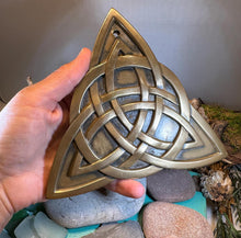 Load image into Gallery viewer, Triquetra Wall Art, Ireland Gift, Ceramic Wall Plaque, New Home Gift, New Bride Gift, Irish Gift, Irish Decor, Trinity Knot Wall Plaque
