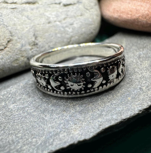Crescent Moon Ring, Astronomy Ring, Celestial Ring, Outer Space Jewelry, Sun Ring, Science Lover Gift, Wiccan Jewelry, Boho Ring, Mom Gift