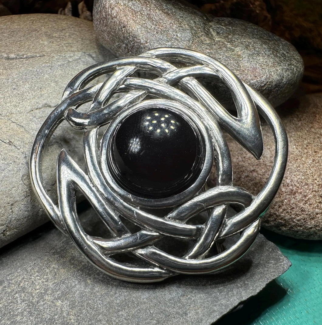 Analia Celtic Knot Brooch