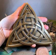 Load image into Gallery viewer, Triquetra Wall Art, Ireland Gift, Ceramic Wall Plaque, New Home Gift, New Bride Gift, Irish Gift, Irish Decor, Trinity Knot Wall Plaque
