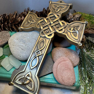 Love Knot Celtic Cross Wall Plaque