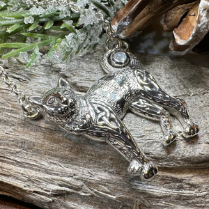 Simba Celtic Cat Necklace