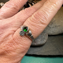 Load image into Gallery viewer, Clarina Claddagh Ring
