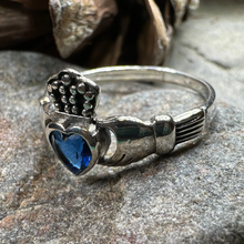 Load image into Gallery viewer, Clarina Claddagh Ring
