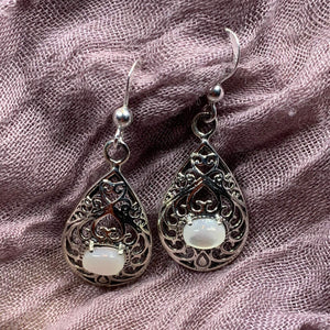 Alby Celtic Raindrop Earrings 03