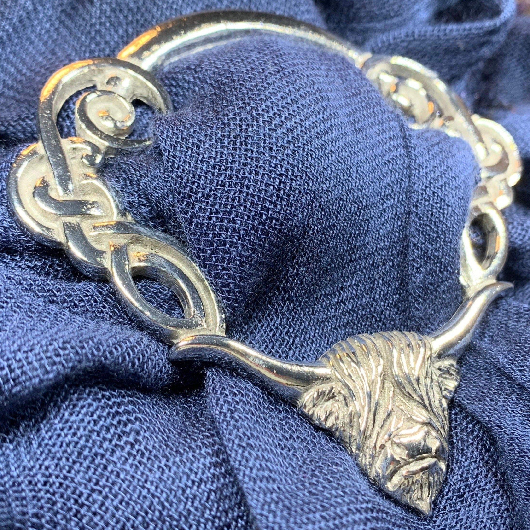 Pewter Scotland Highland Cow Scarf Ring