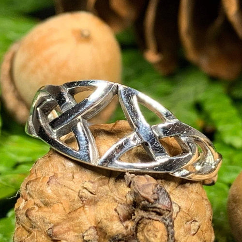 Trinity Knot Ring, Celtic Jewelry, Irish Jewelry, Celtic Knot Jewelry, Irish Ring, Irish Dance Gift, Anniversary Gift, Pagan Jewelry, Wiccan