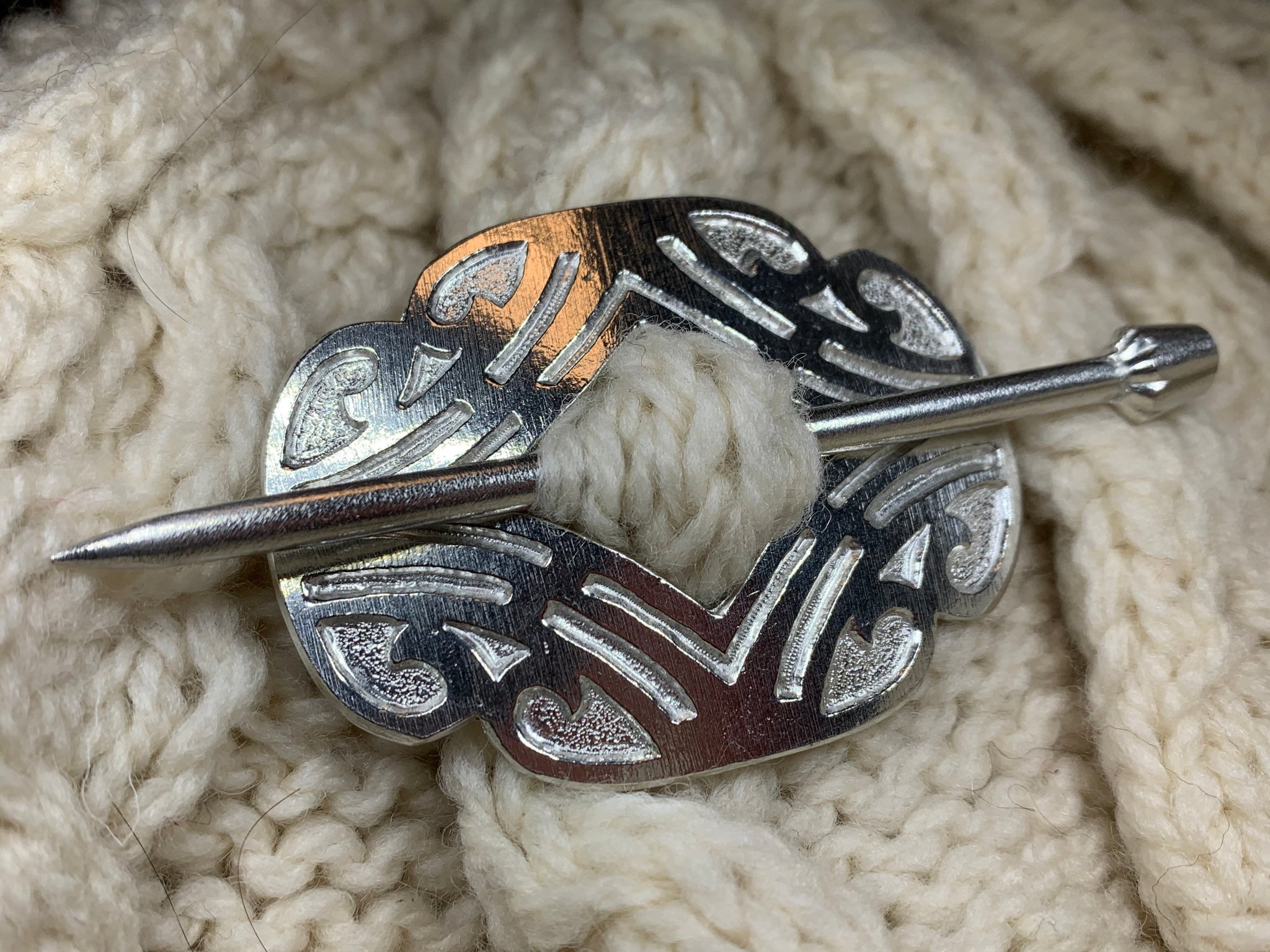 Celtic Knot Infinity Swirl Cross Sterling Silver Shawl Pin, Knitted Scarf Pin, Sweater hot Brooch, Celtic Jewelry, Gift for Knitter