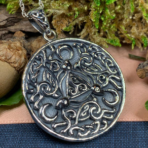 Rabbit Necklace, Triple Hare Pendant, Animal Jewelry, Nature Necklace, Celtic Jewelry, Hare Jewelry, Wiccan Jewelry, Goddess Jewelry