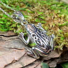 Load image into Gallery viewer, Frog Necklace, Tree Frog Jewelry, Celtic Frog Pendant, Animal Jewelry, Irish Jewelry, Anniversary Gift, Mom Gift, Frog Gift, Wife Gift
