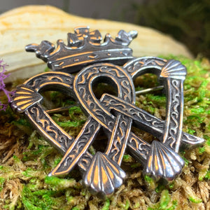 Luckenbooth Brooch, Scotland Brooch, Outlander Jewelry, Scottish Gift, Mom Gift, Wife Gift, Girlfriend Gift, Anniversary Gift, Bride Pin